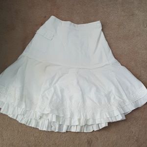Girls white skirt.